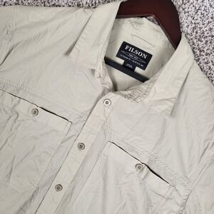 Filson Short Sleeve Button Down Shirt Mens Medium‎ Beige Nylon Outdoor